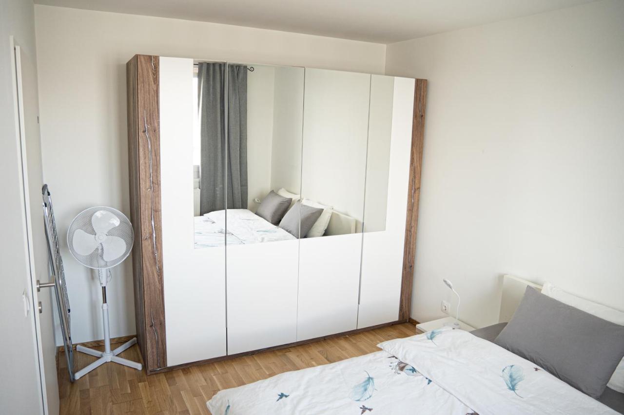 Bright & Modern - Balcony - Apartman Bécs Kültér fotó