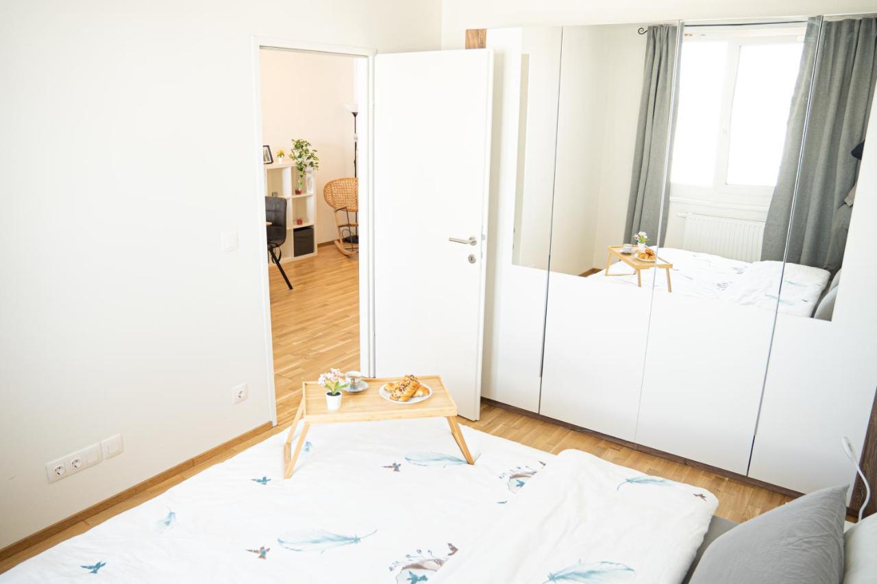 Bright & Modern - Balcony - Apartman Bécs Kültér fotó